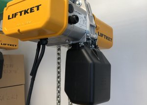 Elektrický řetězový kladkostroj na 2000kg s vozíkem